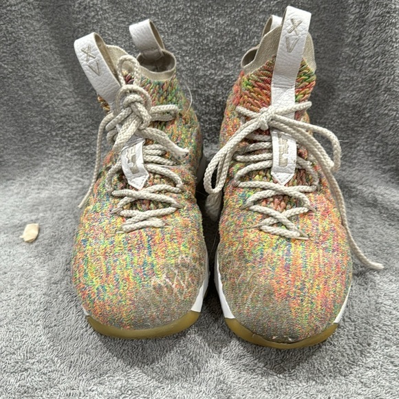 LeBron 15 fruity Tuitty Pebbles Sneakers size 6.5 used condition - Picture 6 of 10